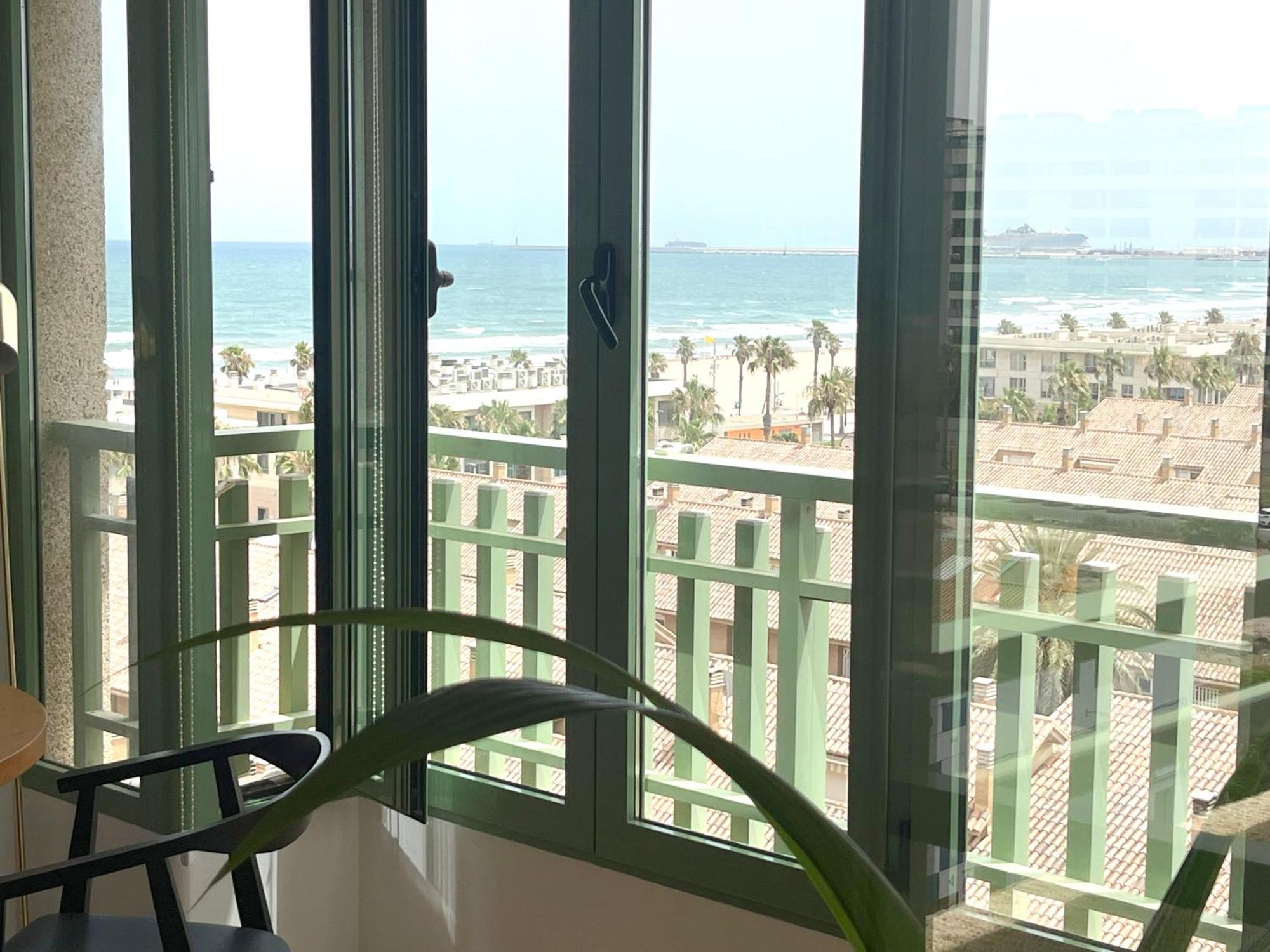 Stylish Well-Connected Beachfront Flat Valencia Exterior foto